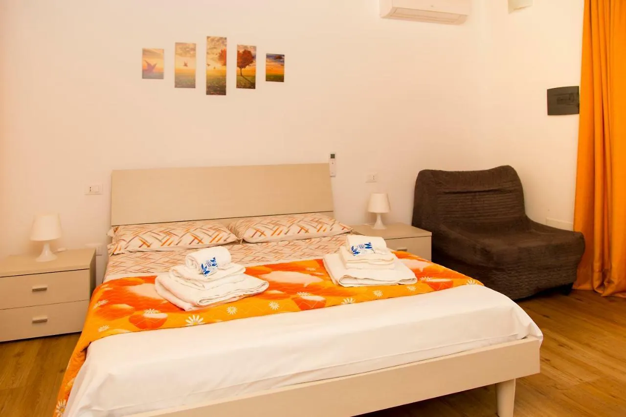 Сasa de vacaciones Appartamenti Vacanze Mareemare Capo dʼOrlando