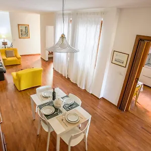 In Great Location Appartamento Firenze