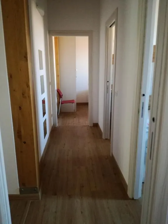 Holiday home Appartamenti Vacanze Mareemare